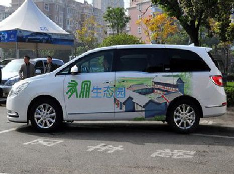 都安户外车贴喷绘如何保持效果?